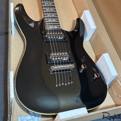 Schecter Omen-6 Black Electric Guitar B-stock image 6