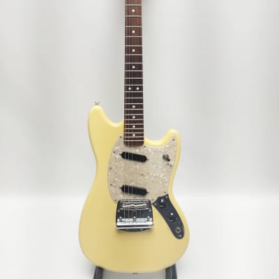 Fender American Performer Mustang White Made in USA Solid Body Electric Guitar, v3724 image 2