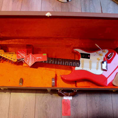 FENDER American Vintage II '61 Stratocaster, Fiesta Red HARDCASE, 3, 59 KG American Vintage II '61 Stratocaster, Fiesta Red HARDCASE, 3, 58 KG image 15