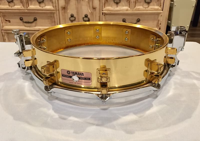 YAMAHA 14 X 3.5 SD493 BRASS PICCOLO SNARE DRUM (PRE-LOVED) – Drumazon