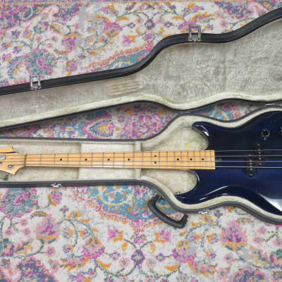 Vantage Avenger Bass Guitar (Cleveland, OH) image 10