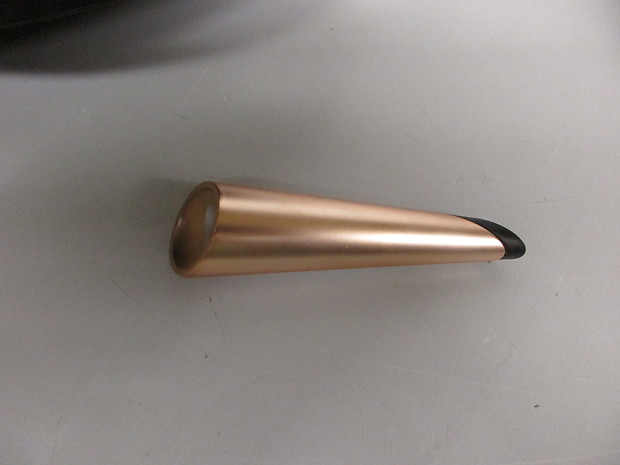 Harman kardon top leg broken