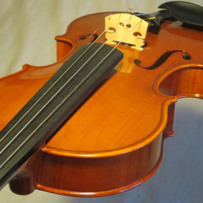 Suzuki Violin No. 330 (Intermediate), 4/4, Japan - Full Outfit - Gorgeous, Great Sound! image 5