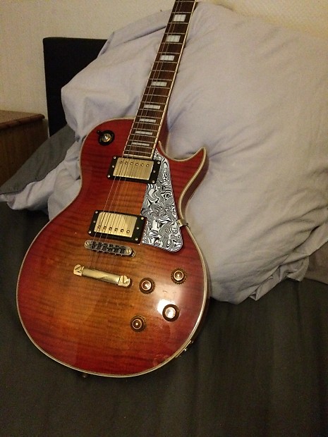 Tanglewood Nevada les paul Amber Tiger Stripe