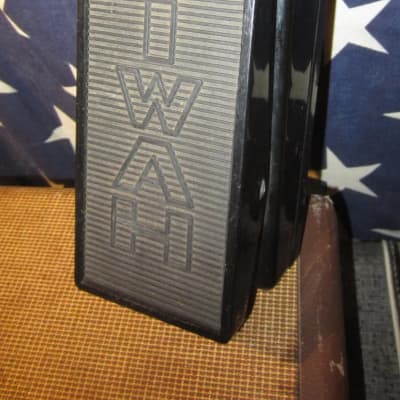 ~1975 Univox Uniwah Black image 2