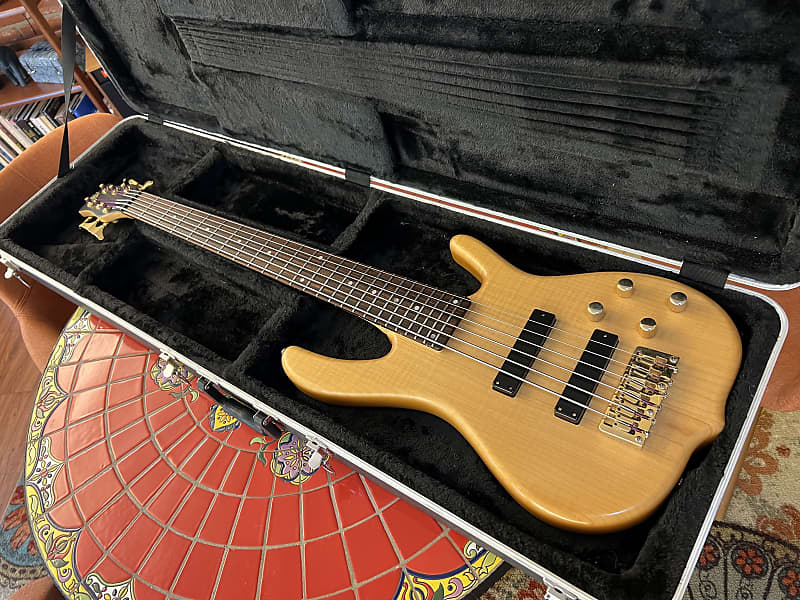 Ken Smith Design KSD Burner 6 String Bass with Case