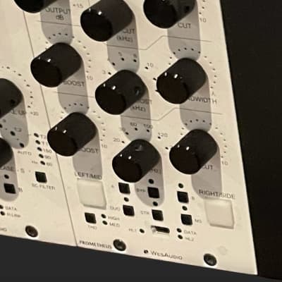 WesAudio Prometheus 500 Series Stereo Analog Equalizer with Digital Recall White