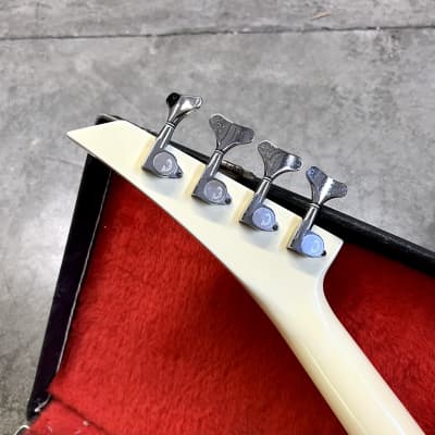 ね*こ様 Aria ProⅡ Diamond Series White ソフトケ Aria Pro II Diamond Device Bass 1980's Cocaine white