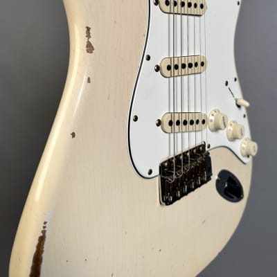Fender Custom Shop Limited Edition 1964 Stratocaster Relic Super Faded Aged Shell Pink image 5