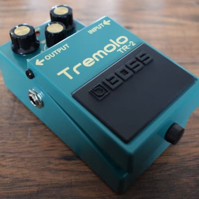 Boss TR-2 Tremolo Guitar Effect Pedal image 3