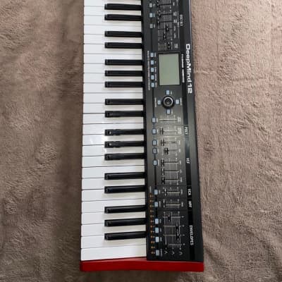 Behringer DeepMind 12 49-Key 12-Voice Polyphonic Analog Synth 2016 - Present - Black