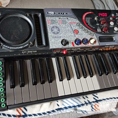 Circuitbent Yamaha DJX-2 MID-90'S