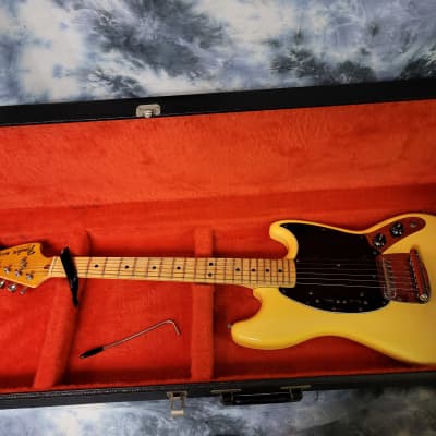 Video Demo Vintage 1977 Fender Mustang USA Pro Setup Original Fender Hard Shell Case image 14