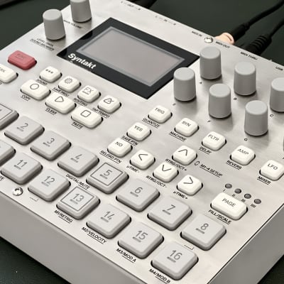 Elektron Syntakt e25 Remix Edition 12 Track Drum Computer & Synthesizer 2023- Present - Silver