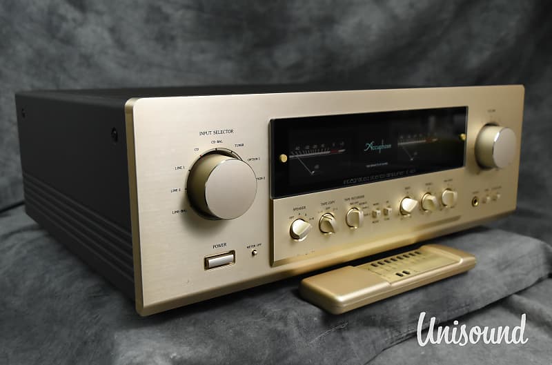Accuphase E-407 Integrated Stereo Amplifier in Excellent Condition w/ Remote image 1