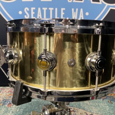 DW - 14x6.5" Collector's Series, Bell Brass Snare Drum, Immaculate 2015-2016 - Brass image 9