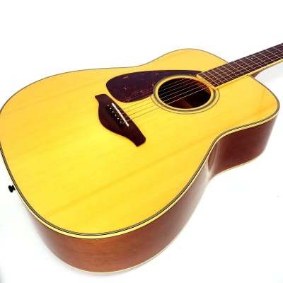 Yamaha fg720c deals