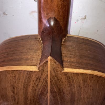Mesita auxiliar en madera de abeto Gola