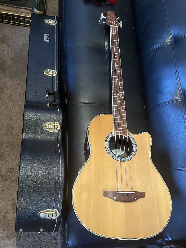 Ovation CC074 Celebrity Bass Reverb