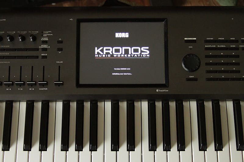 Korg Kronos 61 Key Workstation Keyboard