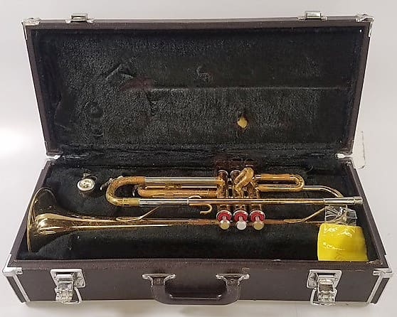 Yamaha YTR-232 Trumpet, Japan, Brass with case and mouthpiece image 1