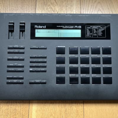 Roland R-8 Human Rhythm Composer 1980s - Black