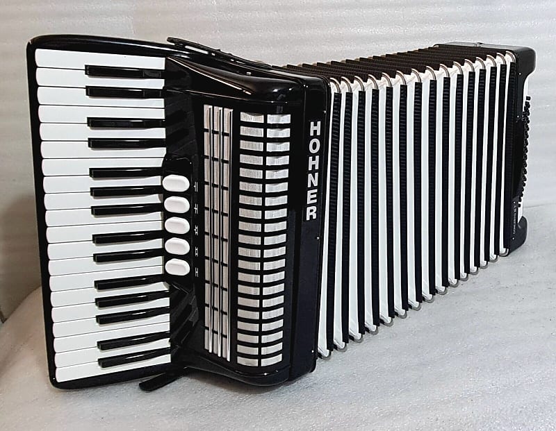 HOHNER Akkordeon hotsell CONCERTO III T 72 Bass