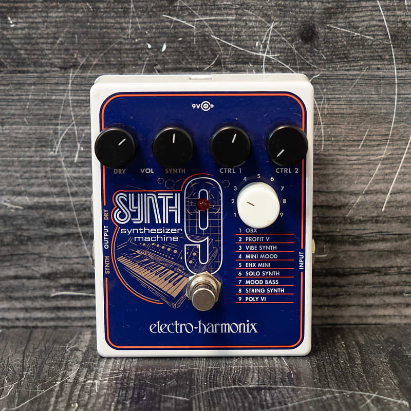 Electro-Harmonix Synth9 Synthesizer Machine