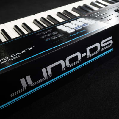 Roland Juno DS61 Synthesizer image 4