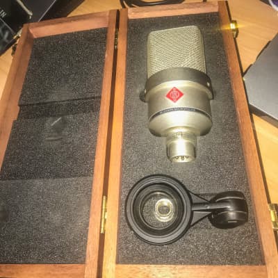 Neumann Tlm-103 and EA1 Shockmount.  Nickel image 4