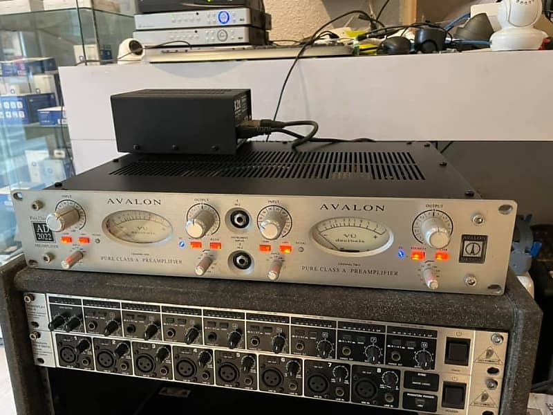 Avalon AD2022 Dual Channel Microphone Preamp image 1