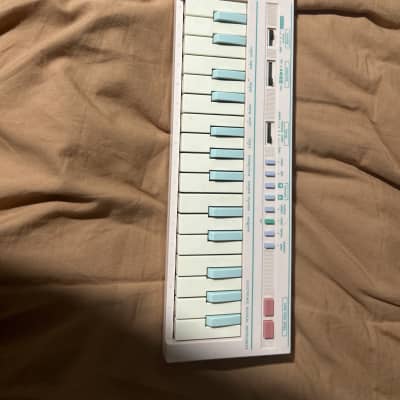 Casio PT-1 29-Key Mini Synthesizer | Reverb