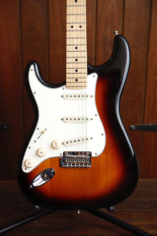 Fender Player Series Stratocaster Sunburst Left Handed Guitar Pre-Owned image 1