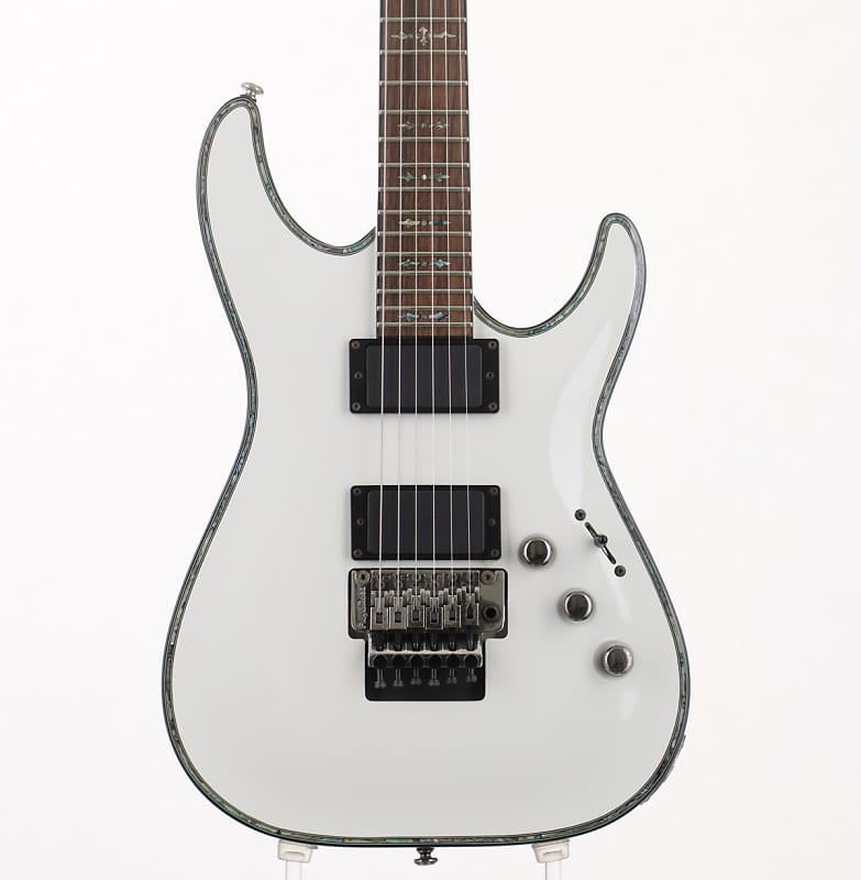 Hellraiser [SN W13050169] SCHECTER Hellraiser C-1 FR WHT AD-C-1-HR-FR  Schecter [3.70kg 2013] (10/24) | Reverb Denmark