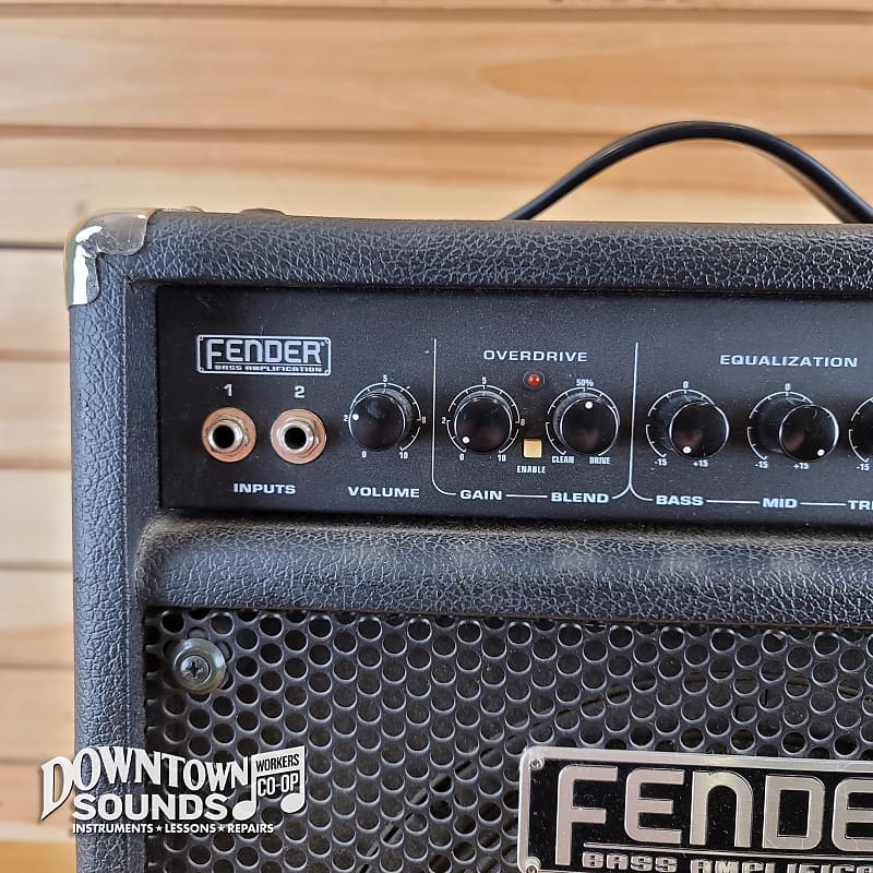 人気が高い Fender rumble 30 ベースアンプ bass amp アンプ