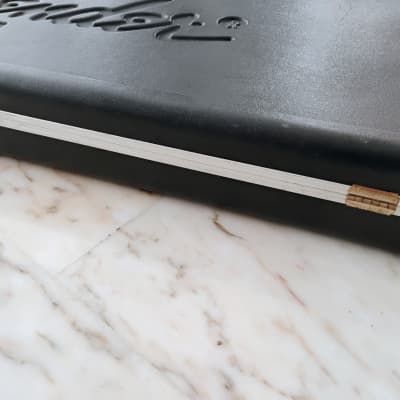 Fender American Standard stratocaster case 1989 image 4