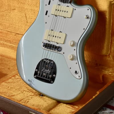 2000 Fender Yamano American Vintage ’62 Jazzmaster Reissue Ice Blue Metallic 1 of 50 w/HSC & Paperwork, AVRI image 7