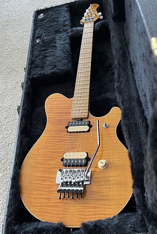 1992 Ernie Ball Music Man EVH Eddie Van Halen Signature. Gold Translucent.