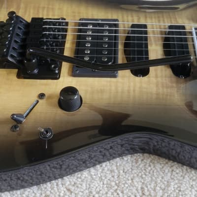 Kramer SM-1 Figured Electric Guitar, Black Denim Perimeter, New TKL Gig Bag image 4