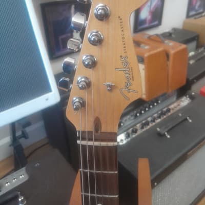 Fender Standard HSS Stratocaster with Rosewood Fretboard  2015 Burgandy Mist image 3