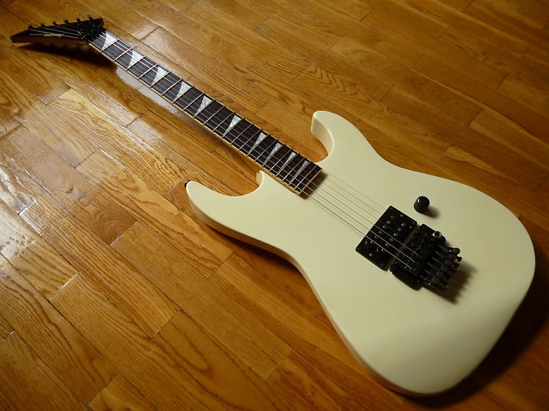 Fernandes Dinky Reverse STJ-90 1987 Vintage White | Reverb Portugal