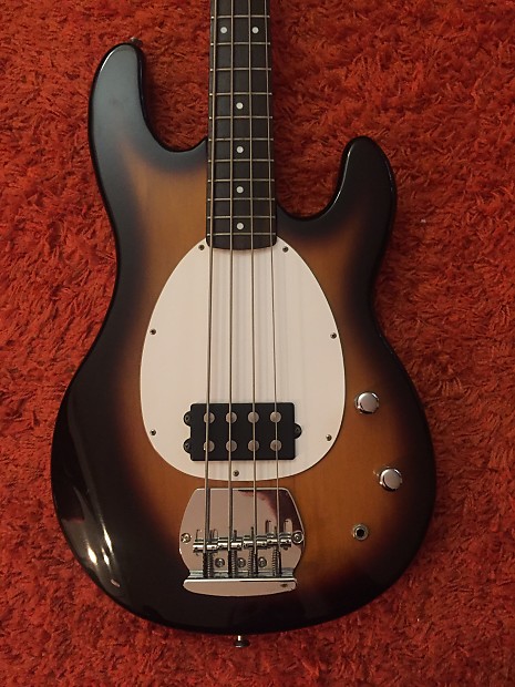Stingray style bass on sale