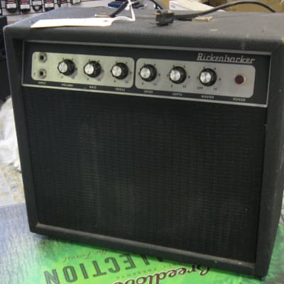 Rickenbacker TR7  1970's - Black Tolex 7 Watt Guitar Amp W/Tremolo for sale