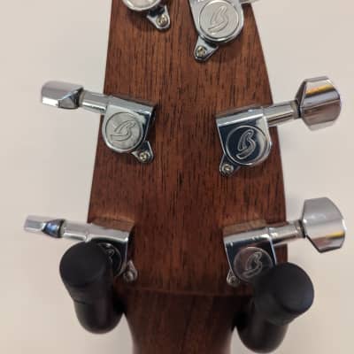 Breedlove Pursuit Concert Cutaway Acoustic/Electric Guitar Gloss Natural image 10