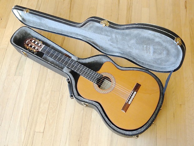 Manuel rodriguez cutaway b top