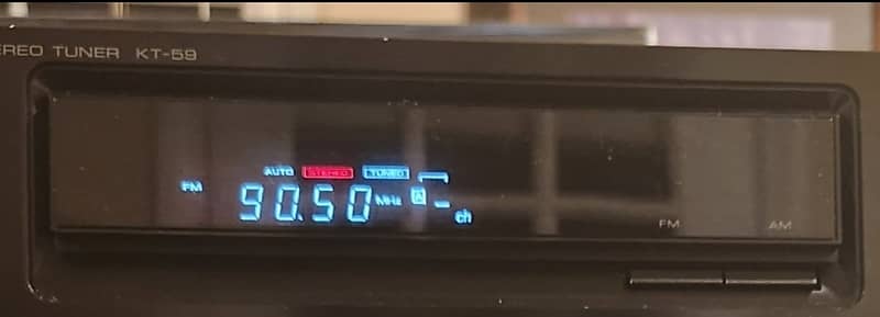 Kenwood Vintage Kenwood KT-59  Quartz Synthesizer AM/FM Stereo Tuner (1990) 90s  			