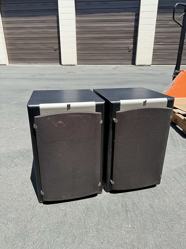jbl s38