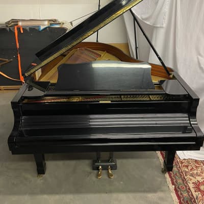 Grand piano Yamaha size 6'1'' made in Japan, year 1979 image 1