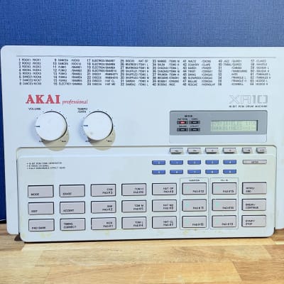 Akai XR10 Drum Machine 16bit PCM Powerful Sound