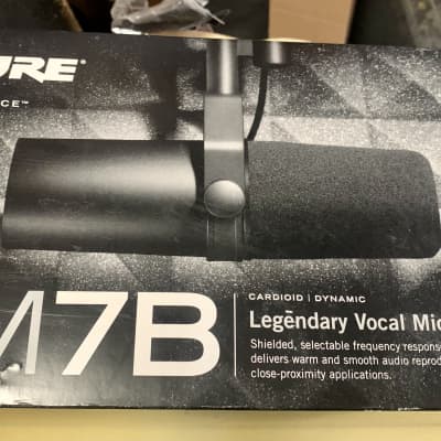 Shure SM7B Vocal Microphone (Gray)